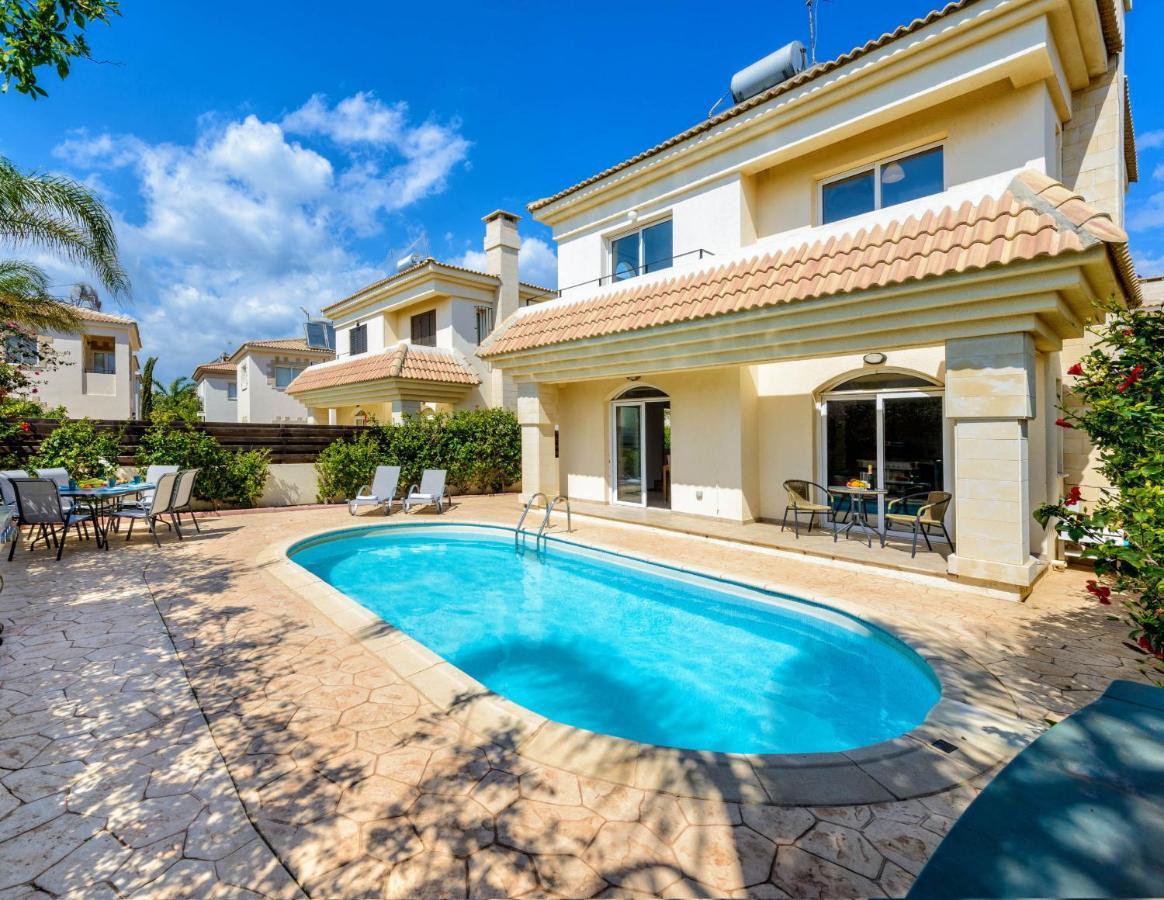 Villa Oscar Протарас Екстериор снимка